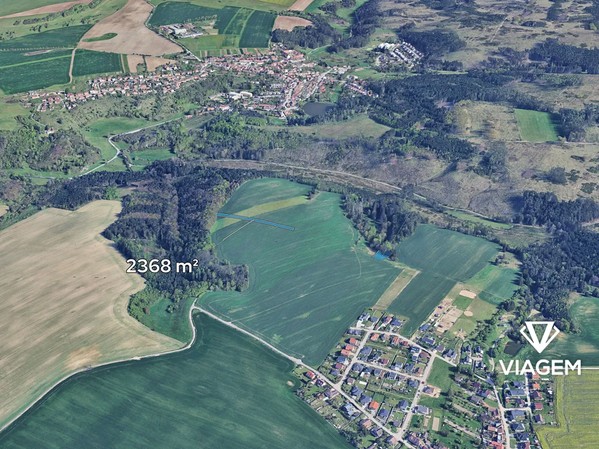 Prodej pole 3777 m²